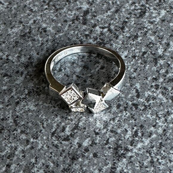 NIB Pretty Bird Modern Geometric Pave Crystal CZ Silver tone Stack Ring Sz 5.75 - Picture 2 of 10